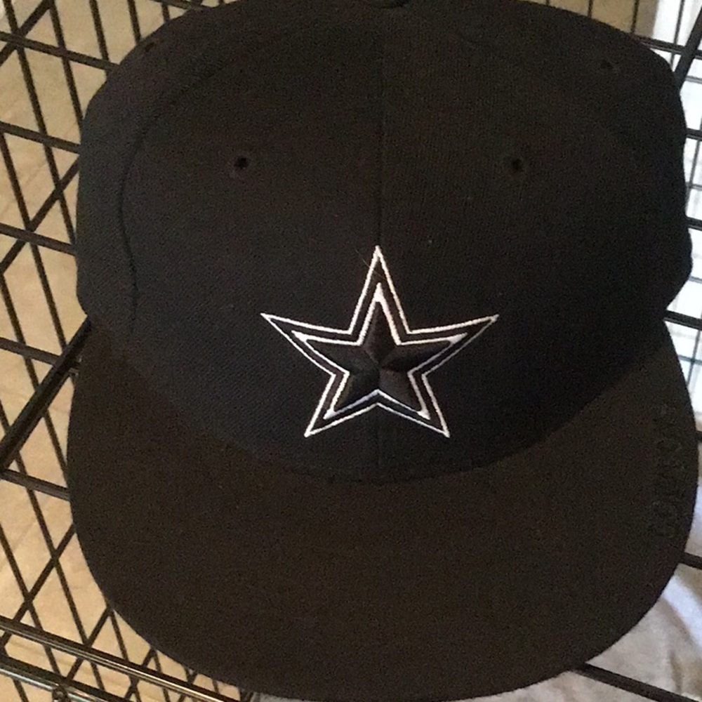 Cowboys fitted hat